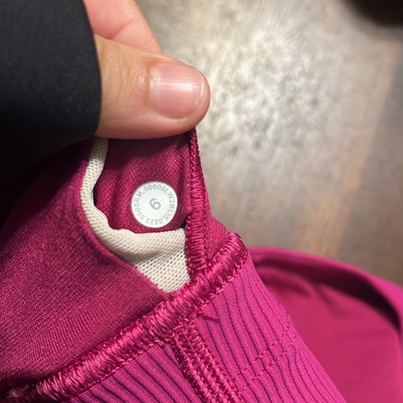 Lululemon sports bra - Picture 5 of 5